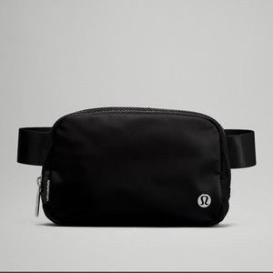NWT! - Lululemon Everywhere Belt Bag in Black